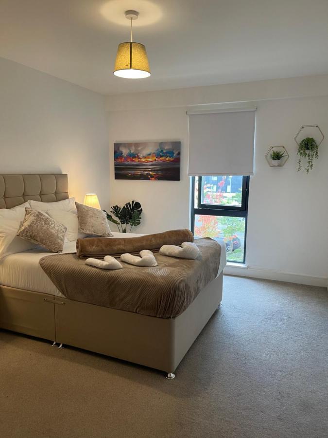 Modern Spacious 1 Bed Flat In Birmingham City Centre With Free Parking, Fast Free Wifi And Netflix Exterior photo