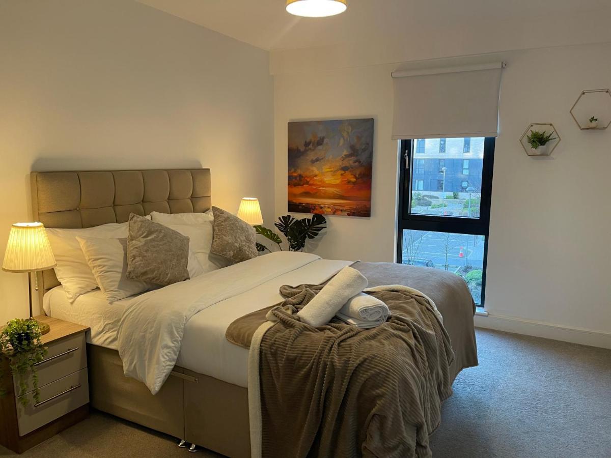 Modern Spacious 1 Bed Flat In Birmingham City Centre With Free Parking, Fast Free Wifi And Netflix Exterior photo